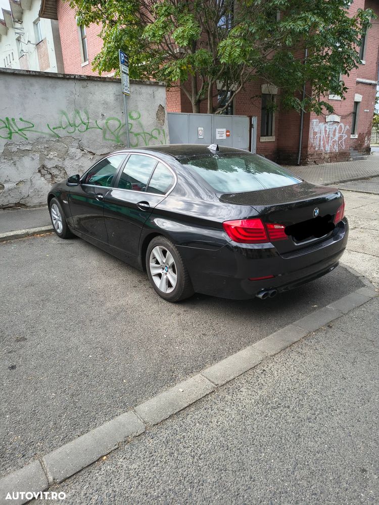 BMW Seria 5 520d - 39
