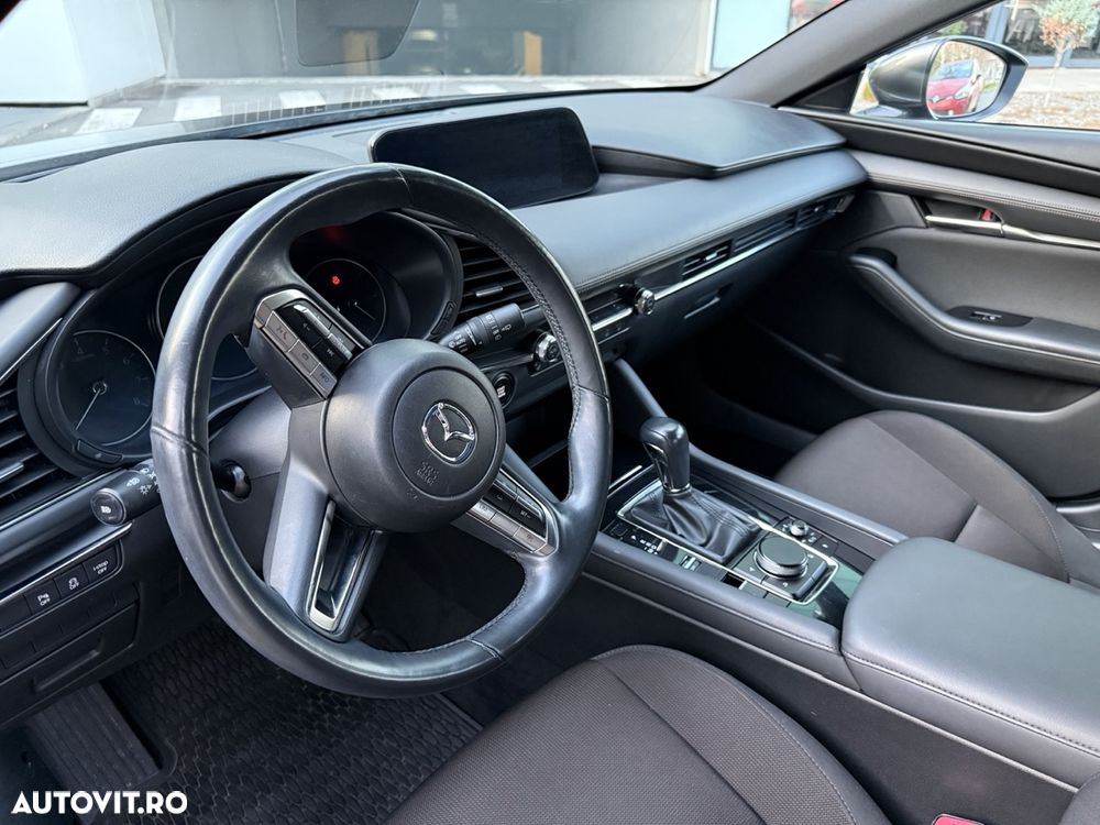 Mazda 3 G122 AT Plus - 8