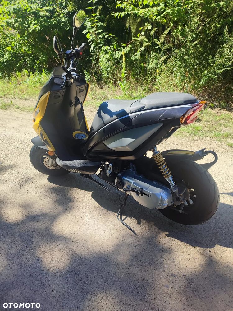 Benelli Inny - 8