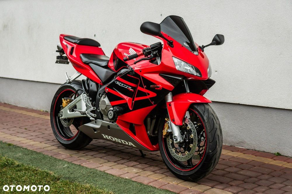 Honda CBR - 1