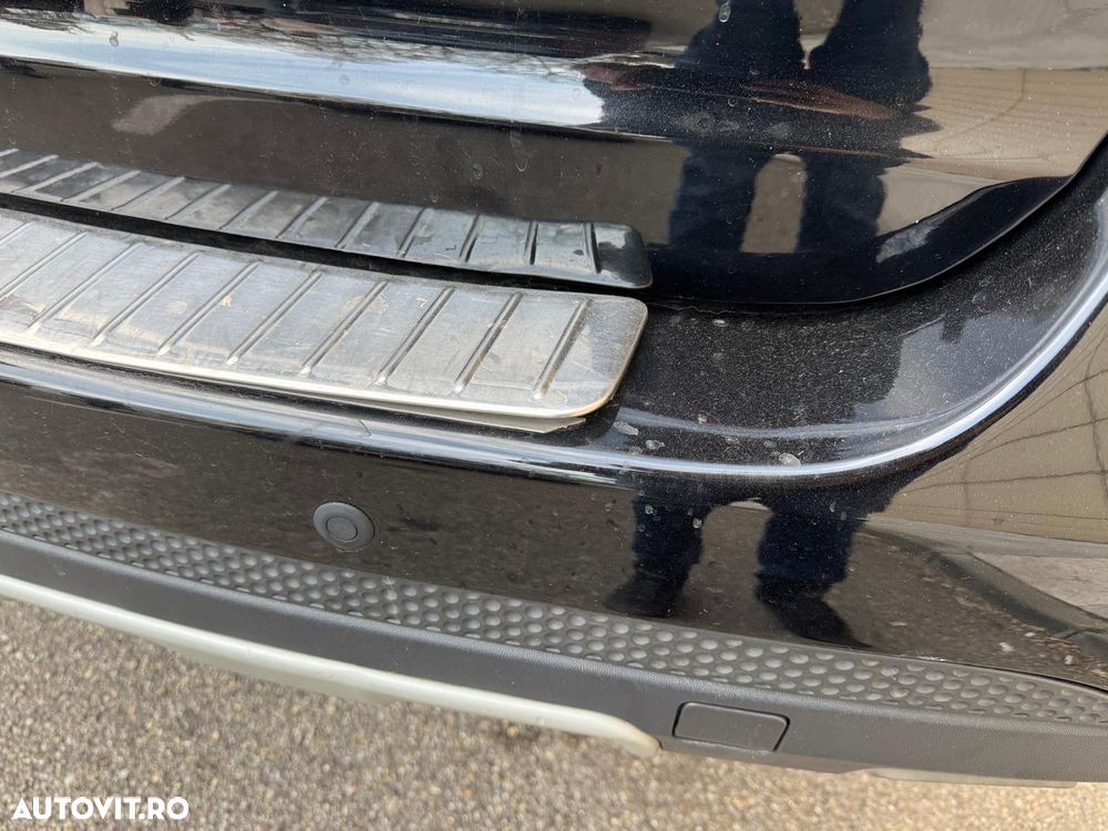 Mercedes-Benz ML - 8