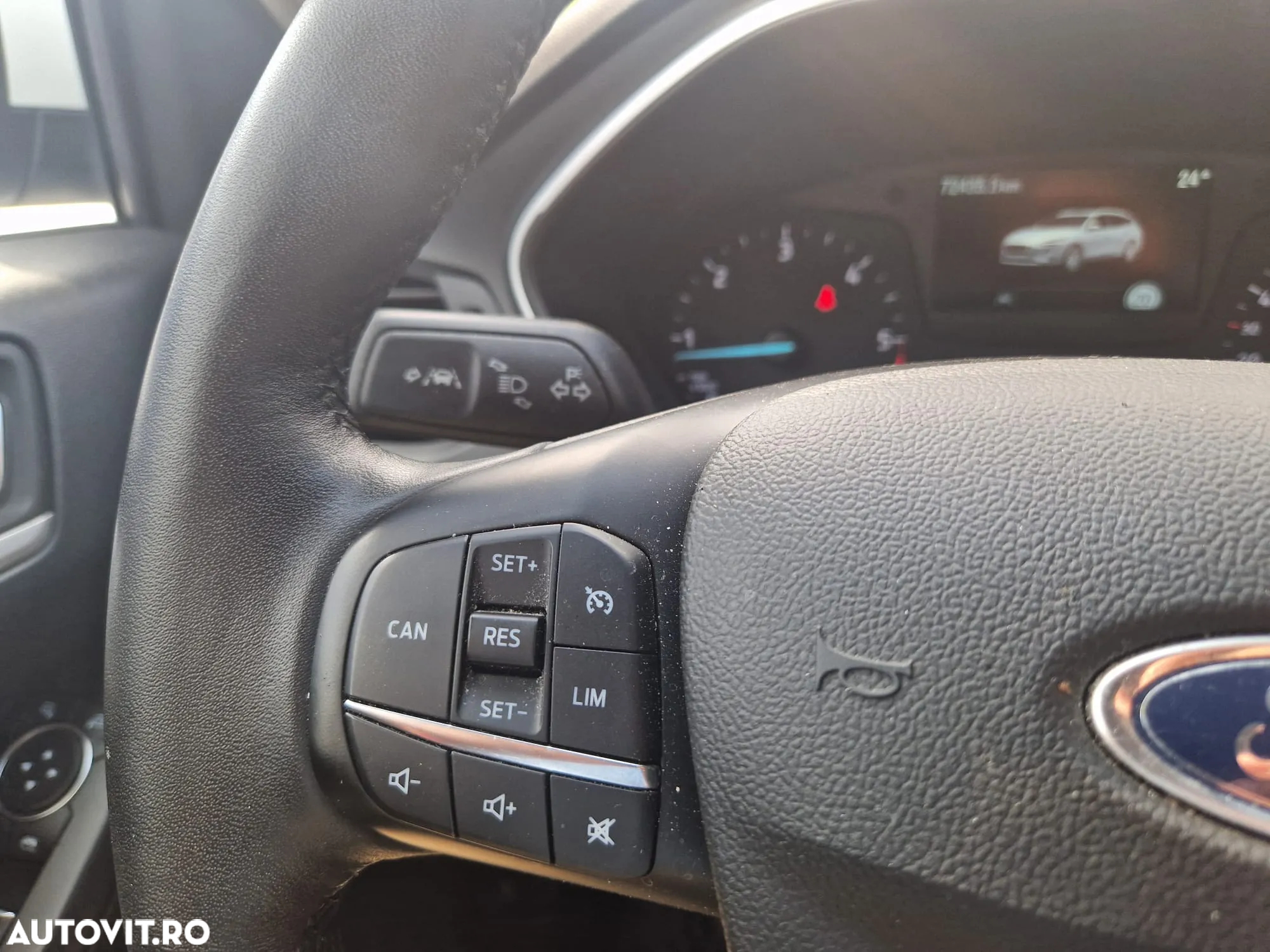 Ford Focus 1.5 EcoBlue Connected - 12
