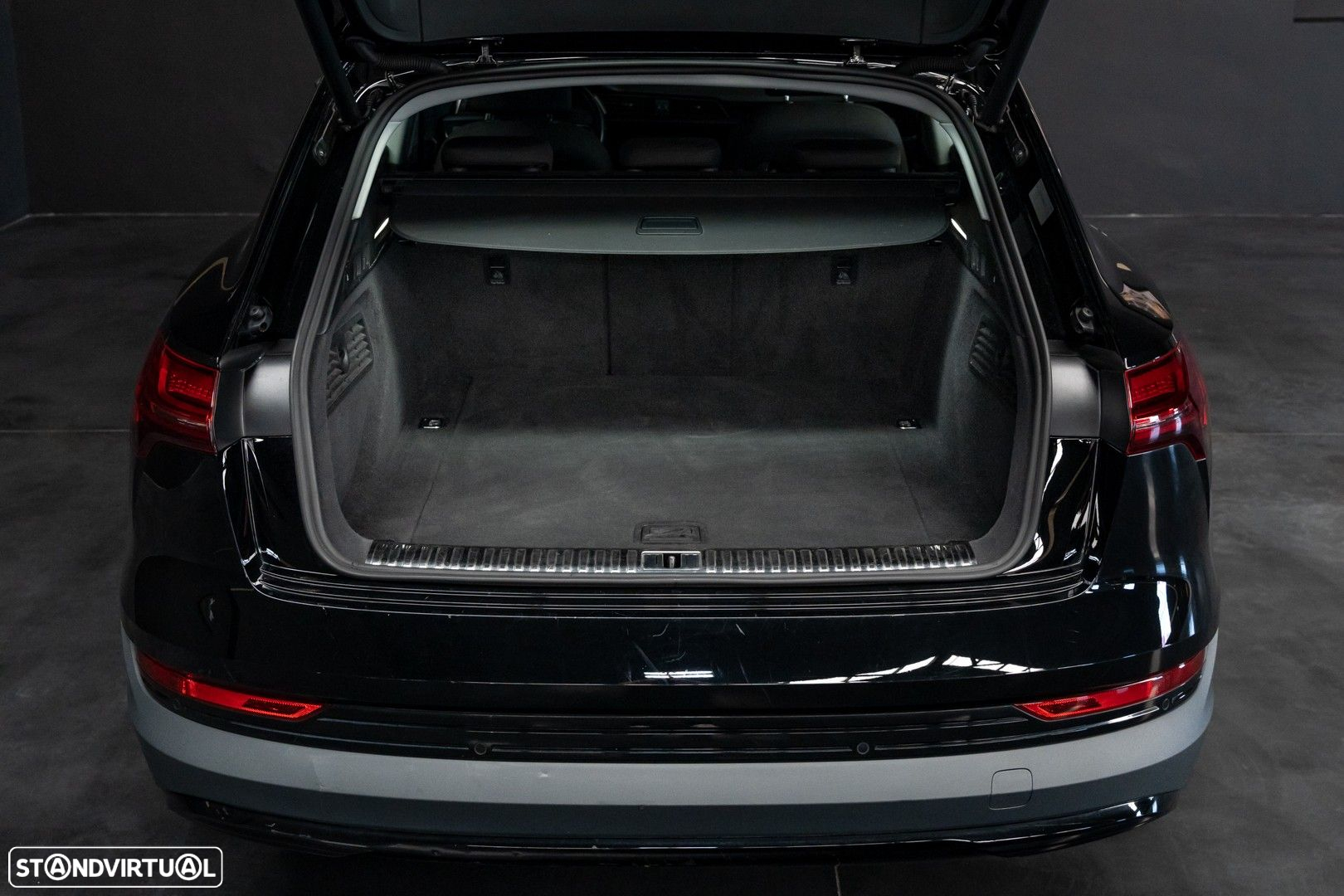 Audi e-tron 55 quattro Advanced - 31