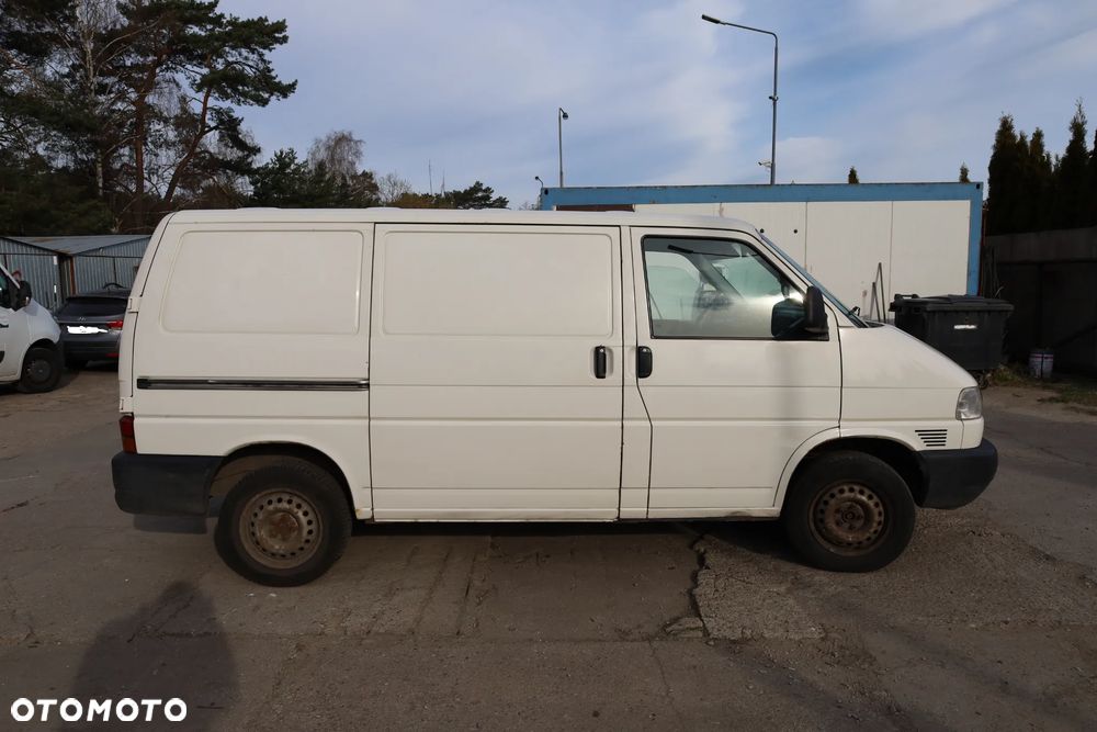 Volkswagen Transporter - 3