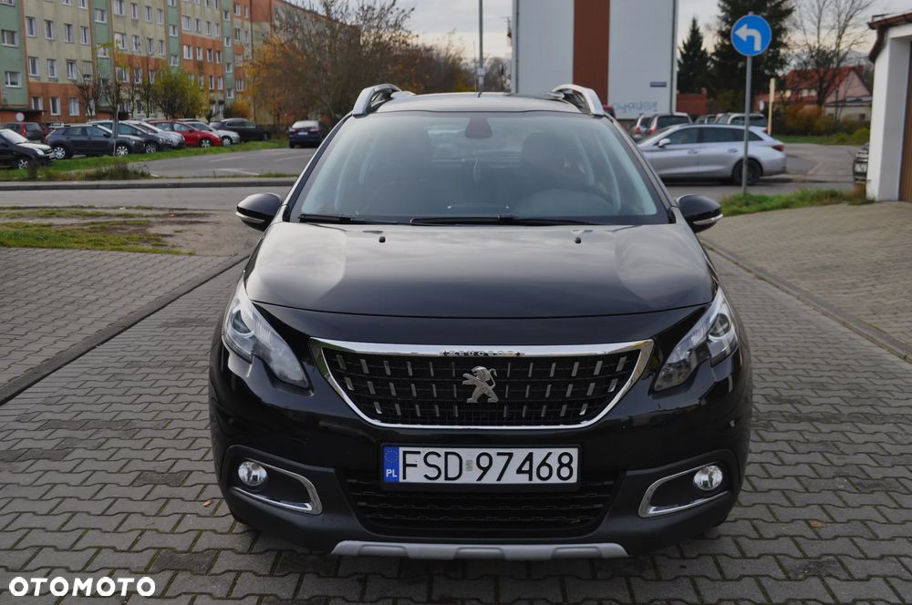 Peugeot 2008 1.2 Pure Tech Style S&S - 2
