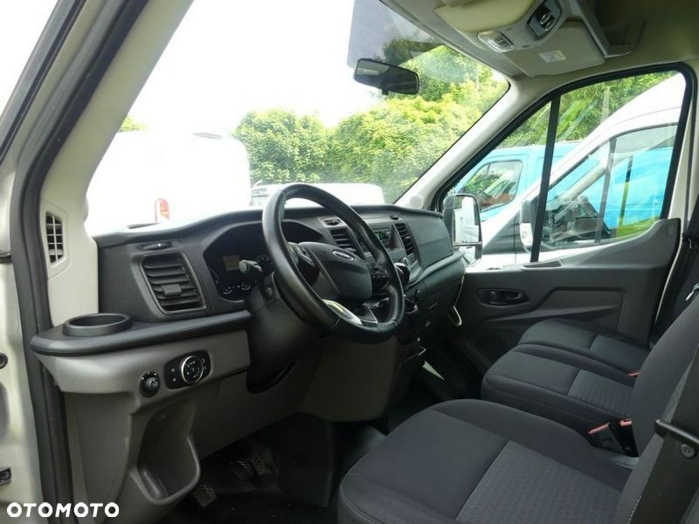 Ford Transit - 4