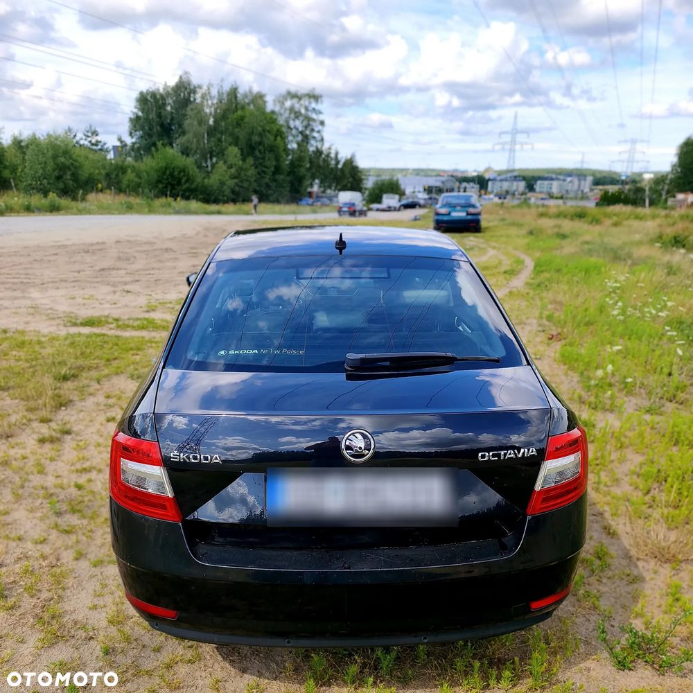 Skoda Octavia 1.6 TDI Ambition DSG - 6