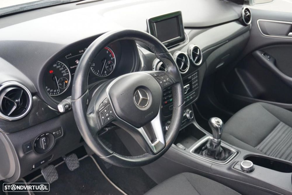 Mercedes-Benz B 180 CDI BlueEFFICIENCY - 19