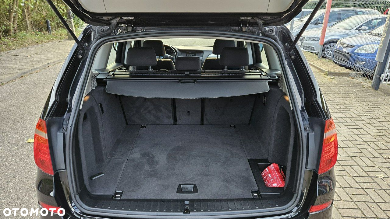 BMW X3 xDrive20d - 23