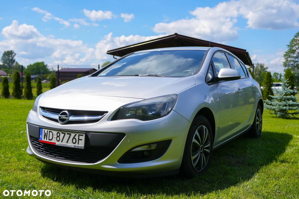 Opel Astra 1.6 Enjoy - 2