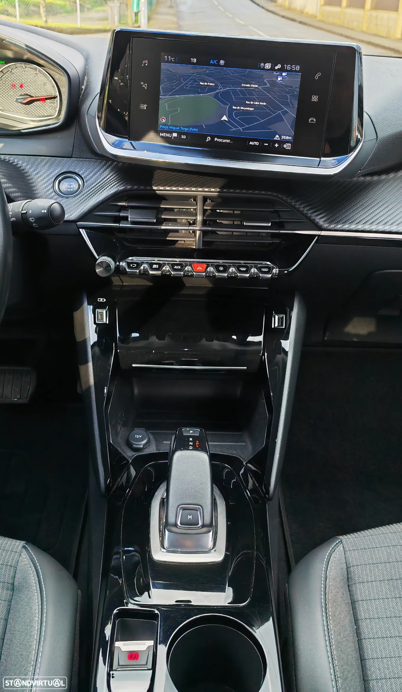Peugeot 2008 1.5 BlueHDi Allure Pack EAT8 - 12