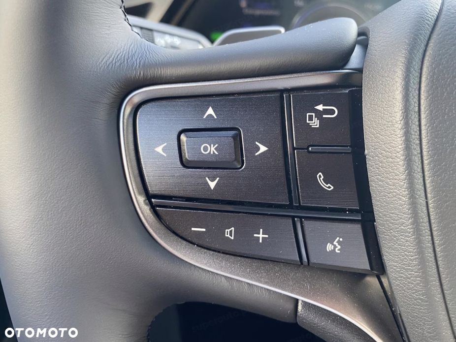 Lexus ES - 8