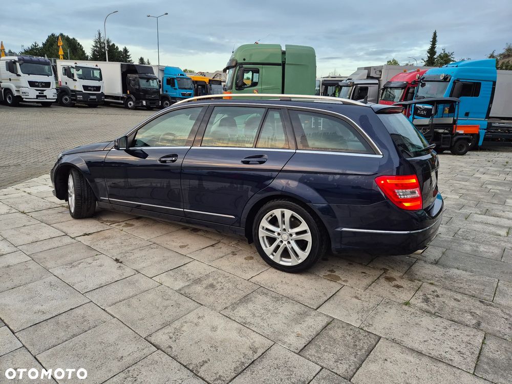 Mercedes-Benz Klasa C 200 T CGI Automatik BlueEFFICIENCY Avantgarde - 12