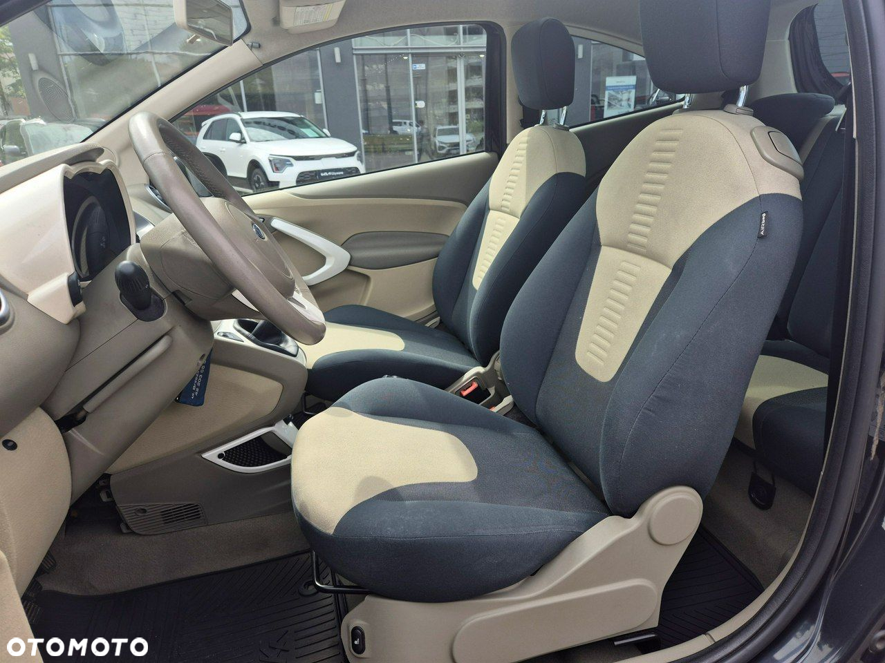 Ford KA - 10