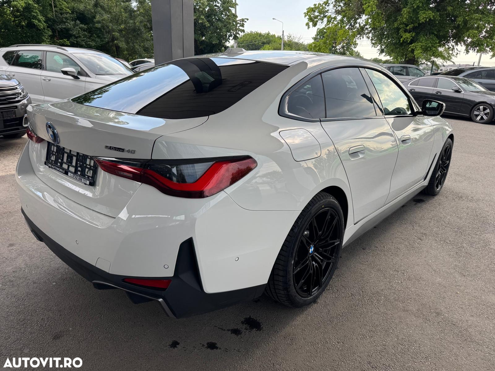 BMW i4 eDrive40 - 10