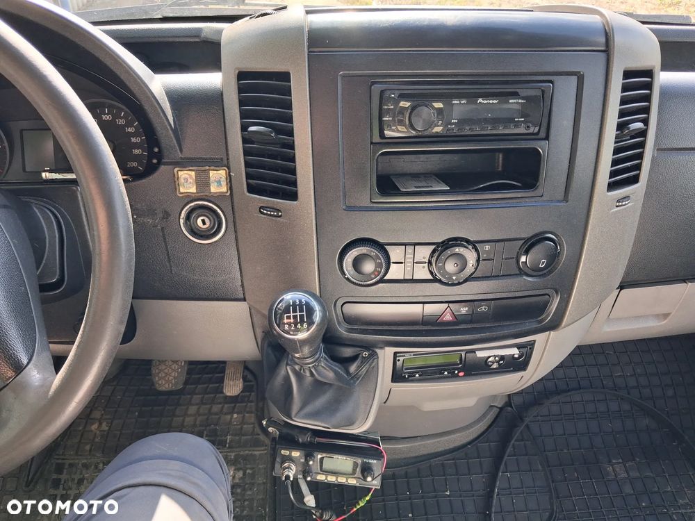Volkswagen CRAFTER - 8