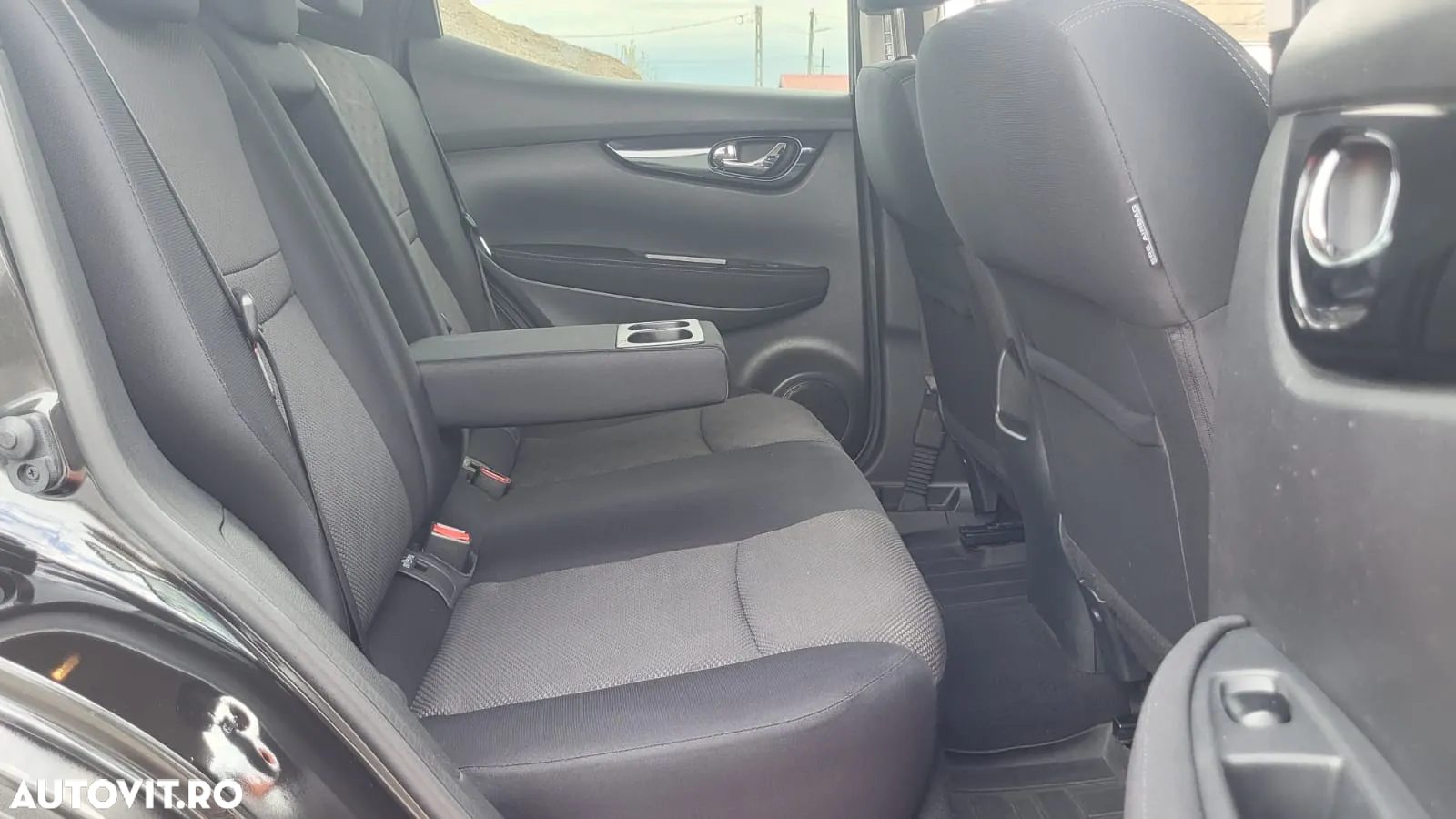 Nissan Qashqai 1.5 DCI Start/Stop Tekna - 27