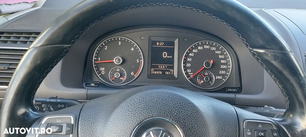 Volkswagen Touran - 3