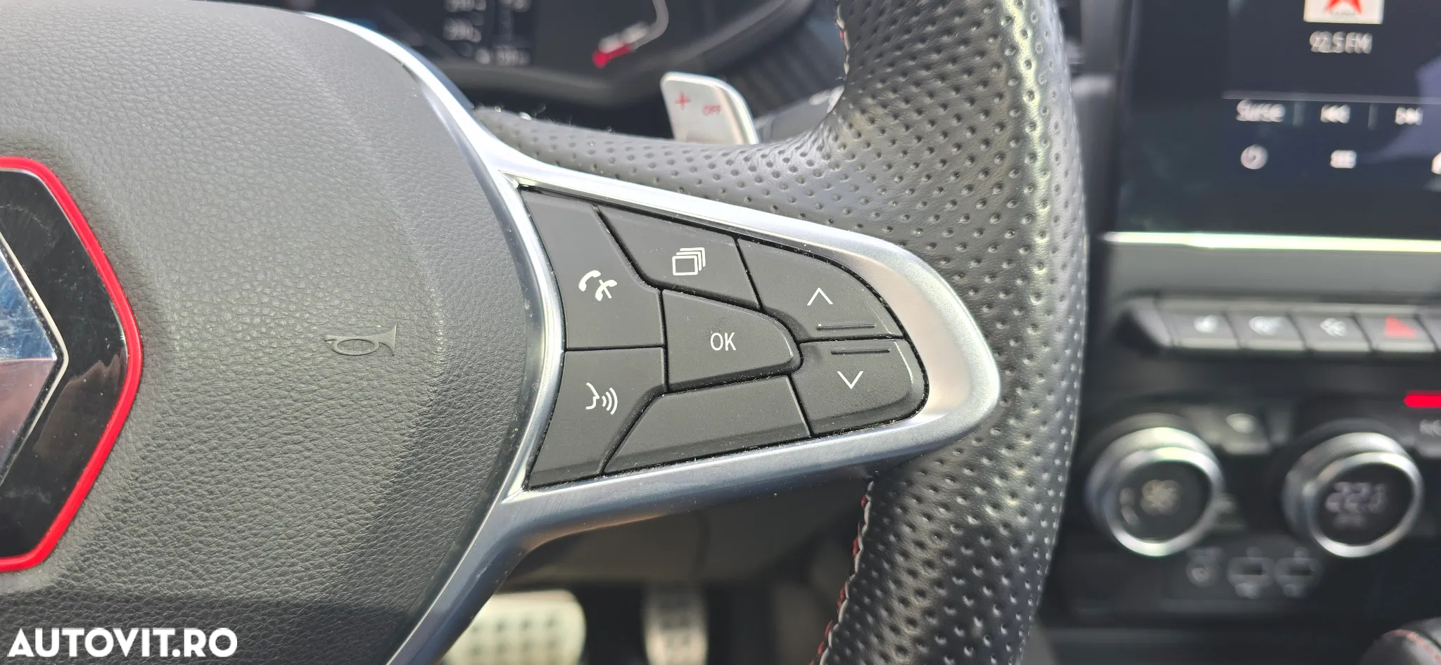 Renault Arkana 140 EDC RS Line - 17