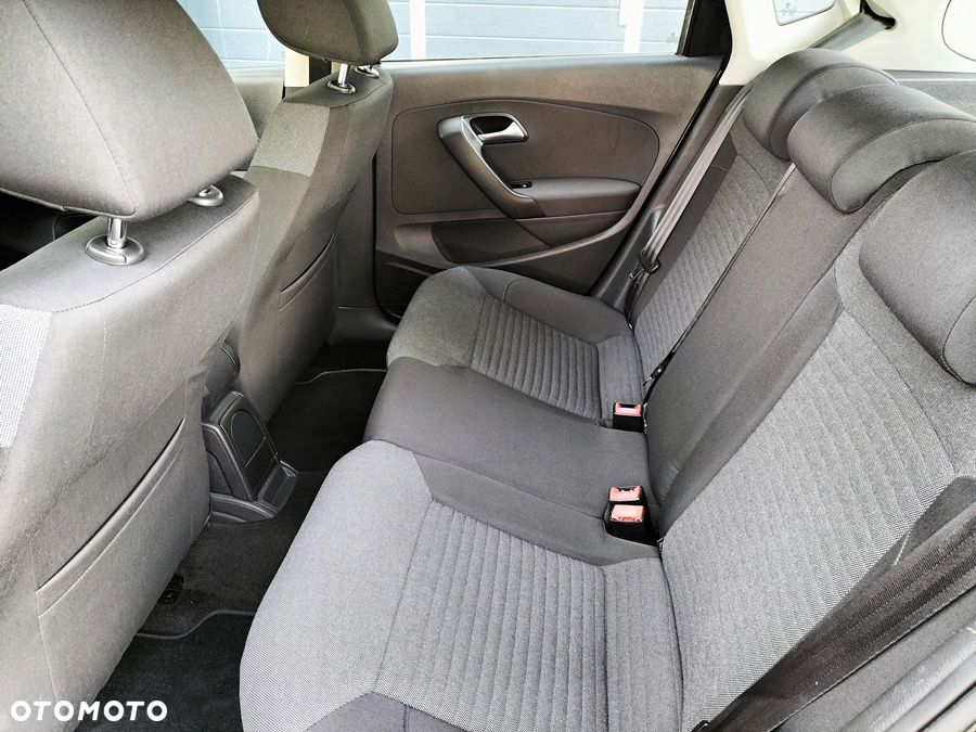 Volkswagen Polo - 17
