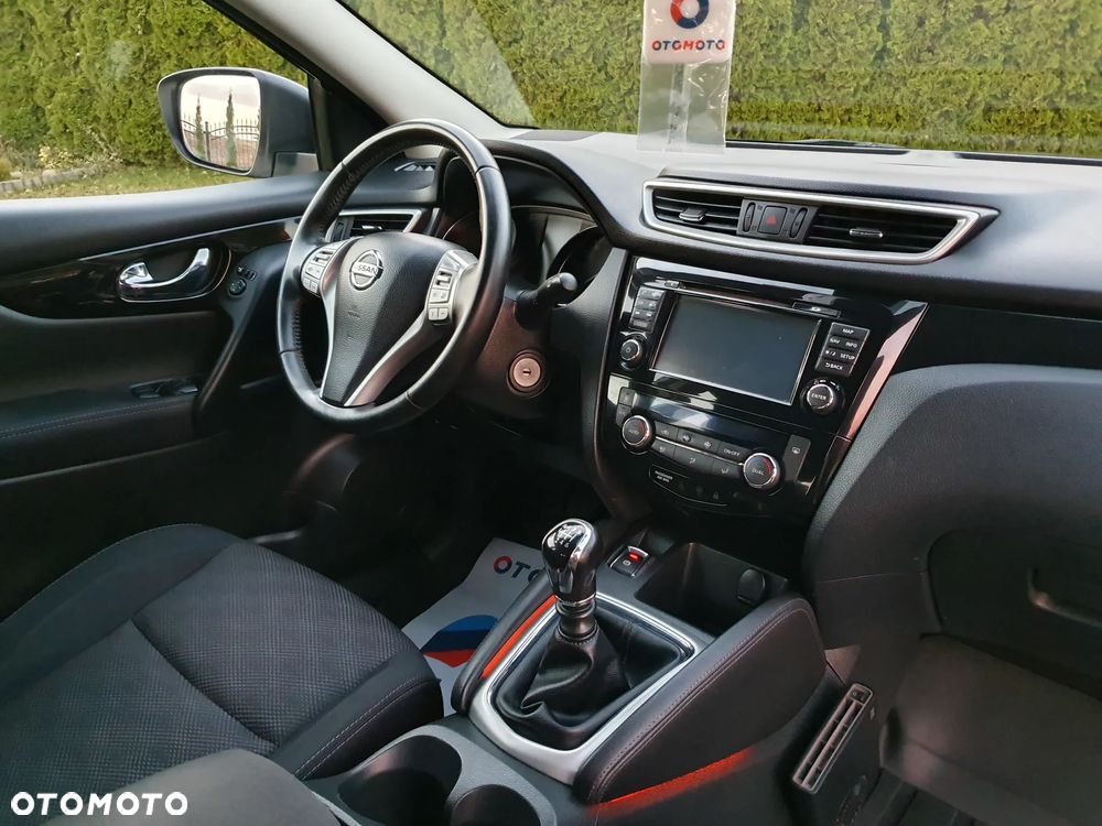 Nissan Qashqai 1.5 dCi Tekna - 17