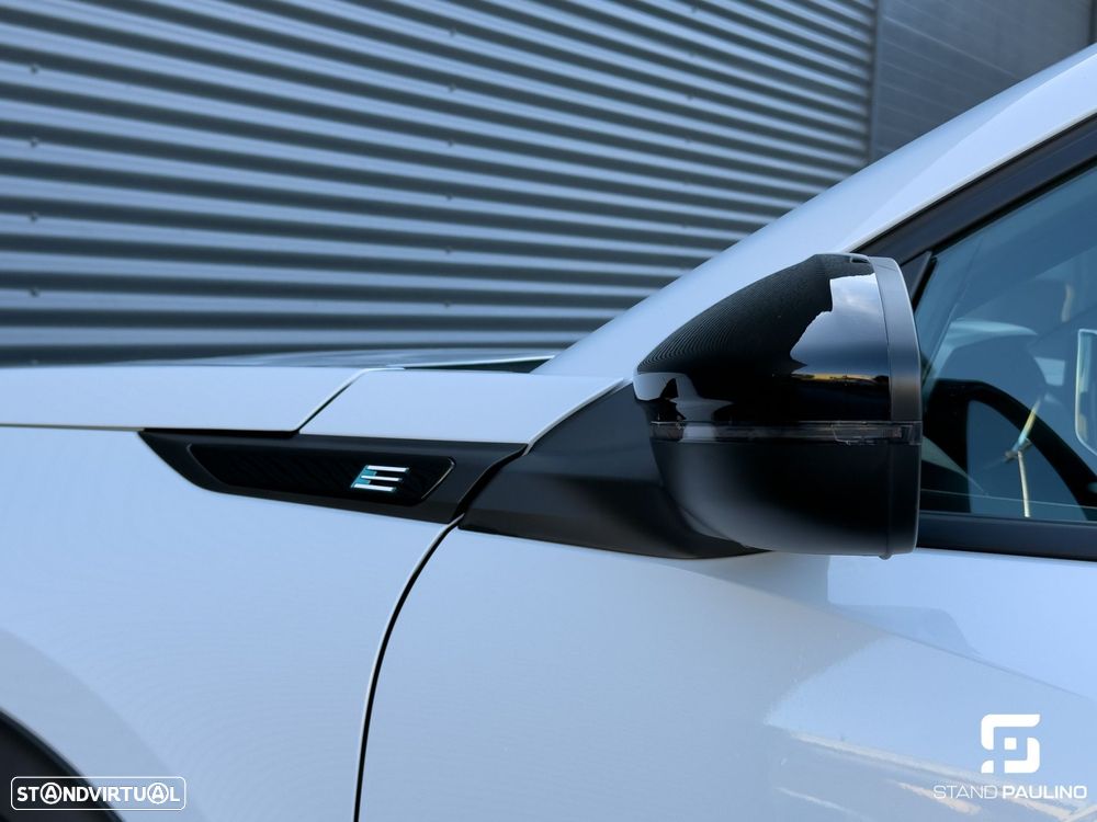 Peugeot e-2008 54 kWh Allure - 21
