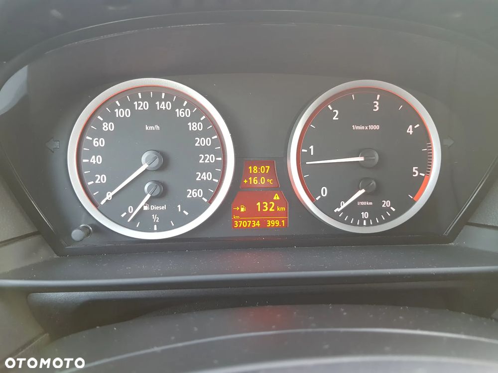 BMW Seria 5 520d - 35
