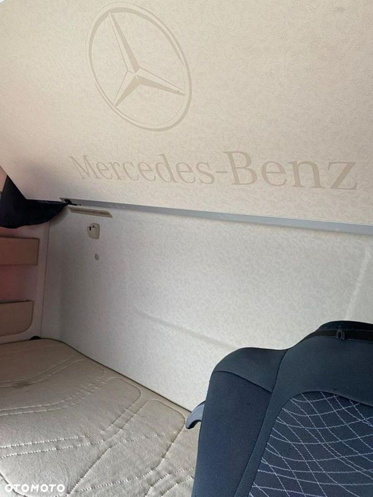 Mercedes-Benz 1845 - 15