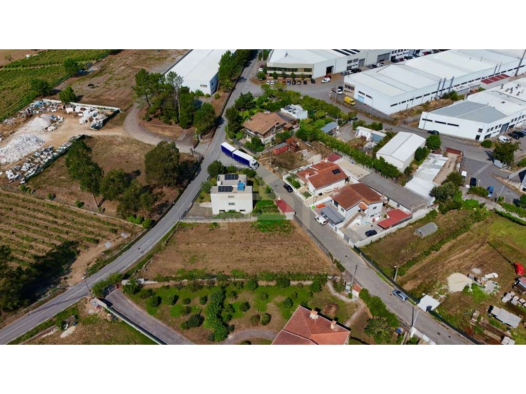 Lote de terreno para construção para venda em Santo Tirso - Grande imagem: 4/10