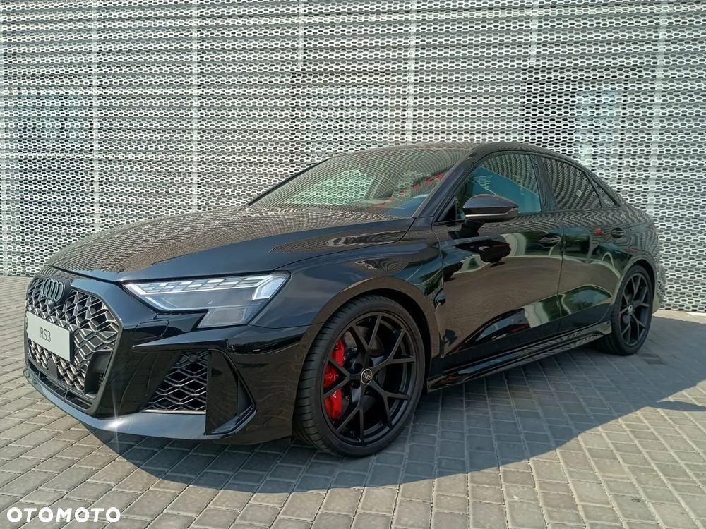 Audi RS3 Limousine - 9