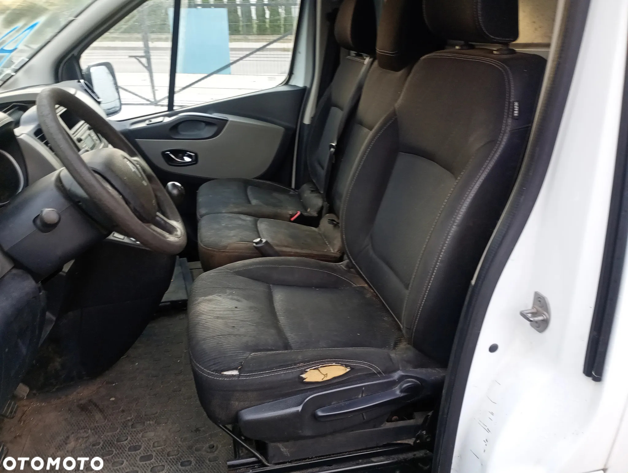 Renault TRAFIC 2018r + 2016r - 27