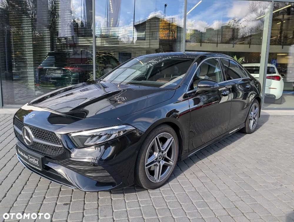 Mercedes-Benz Klasa A 200 AMG Line 7G-DCT - 2
