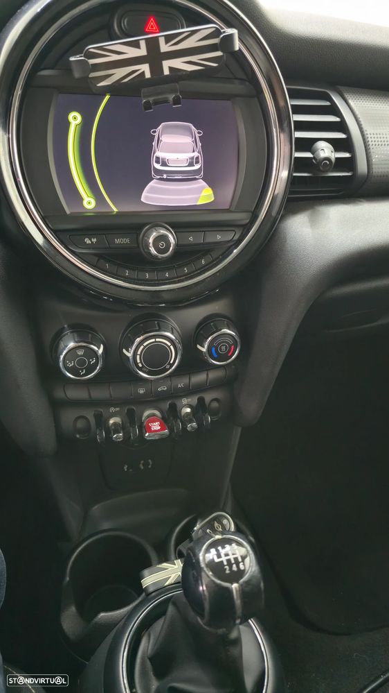 MINI 3 Portas - 12
