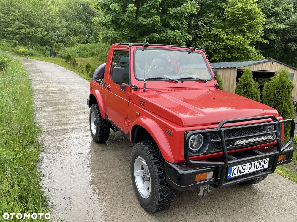 Suzuki Samurai