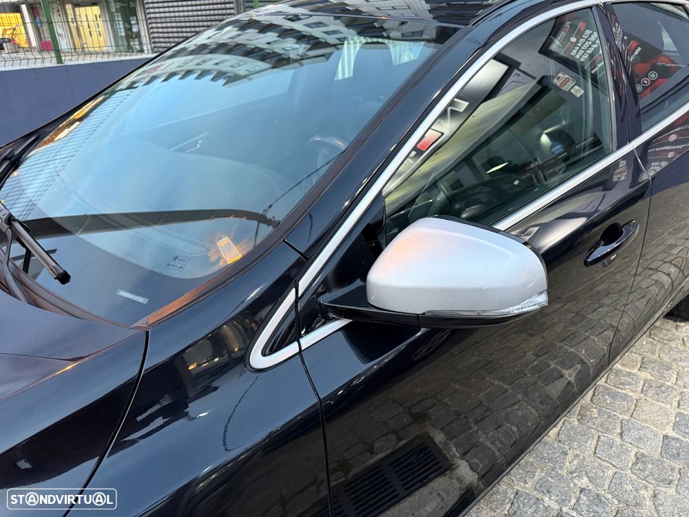 Volvo V40 D2 R Design - 58