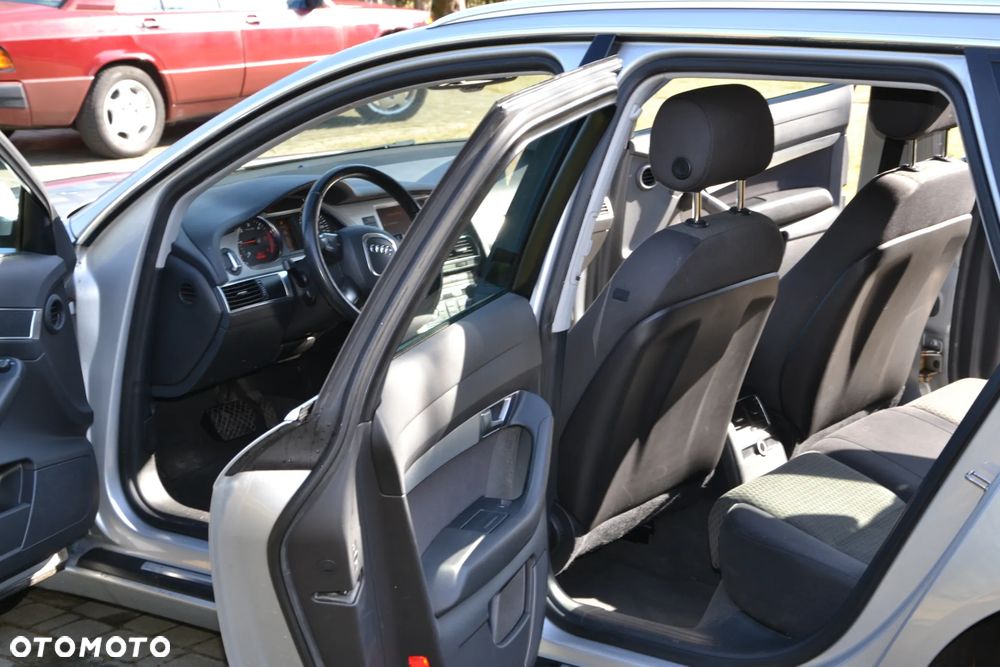 Audi A6 Avant - 11