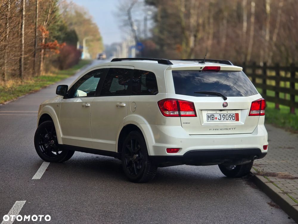 Fiat Freemont 2.0 Multijet 16V DPF Automatik Allrad Black Code - 3