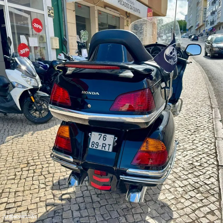 Honda Goldwing 1800 - 16