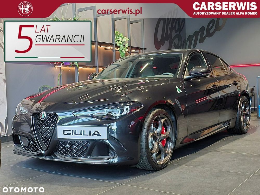 Alfa Romeo Giulia - 1