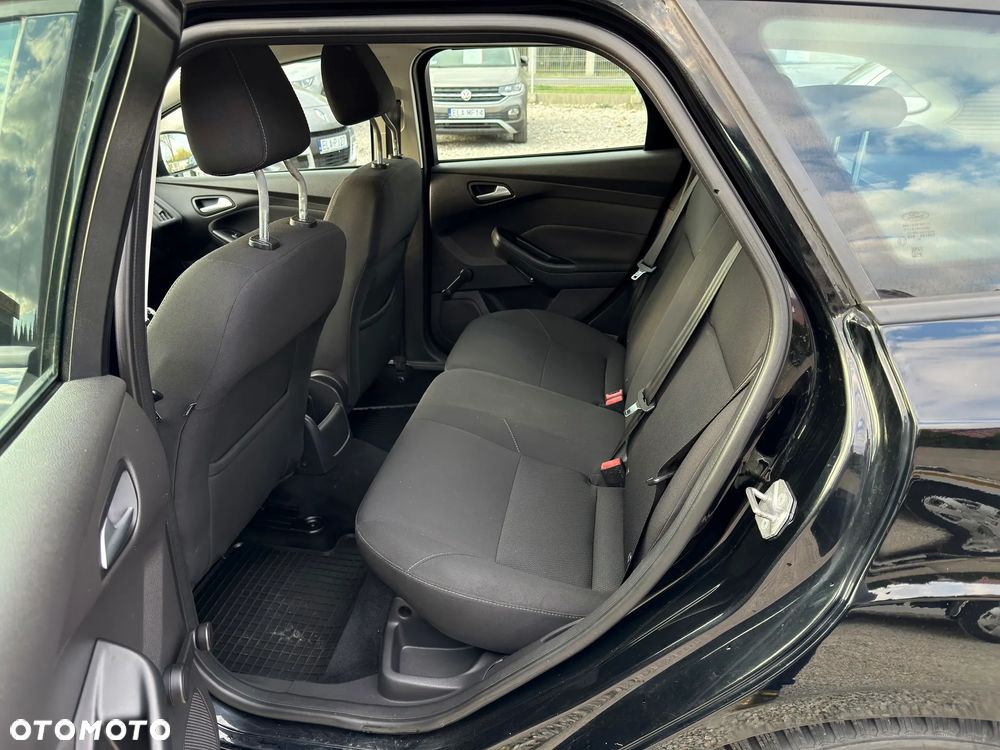 Ford Focus SW 1.5 TDCi Trend - 15