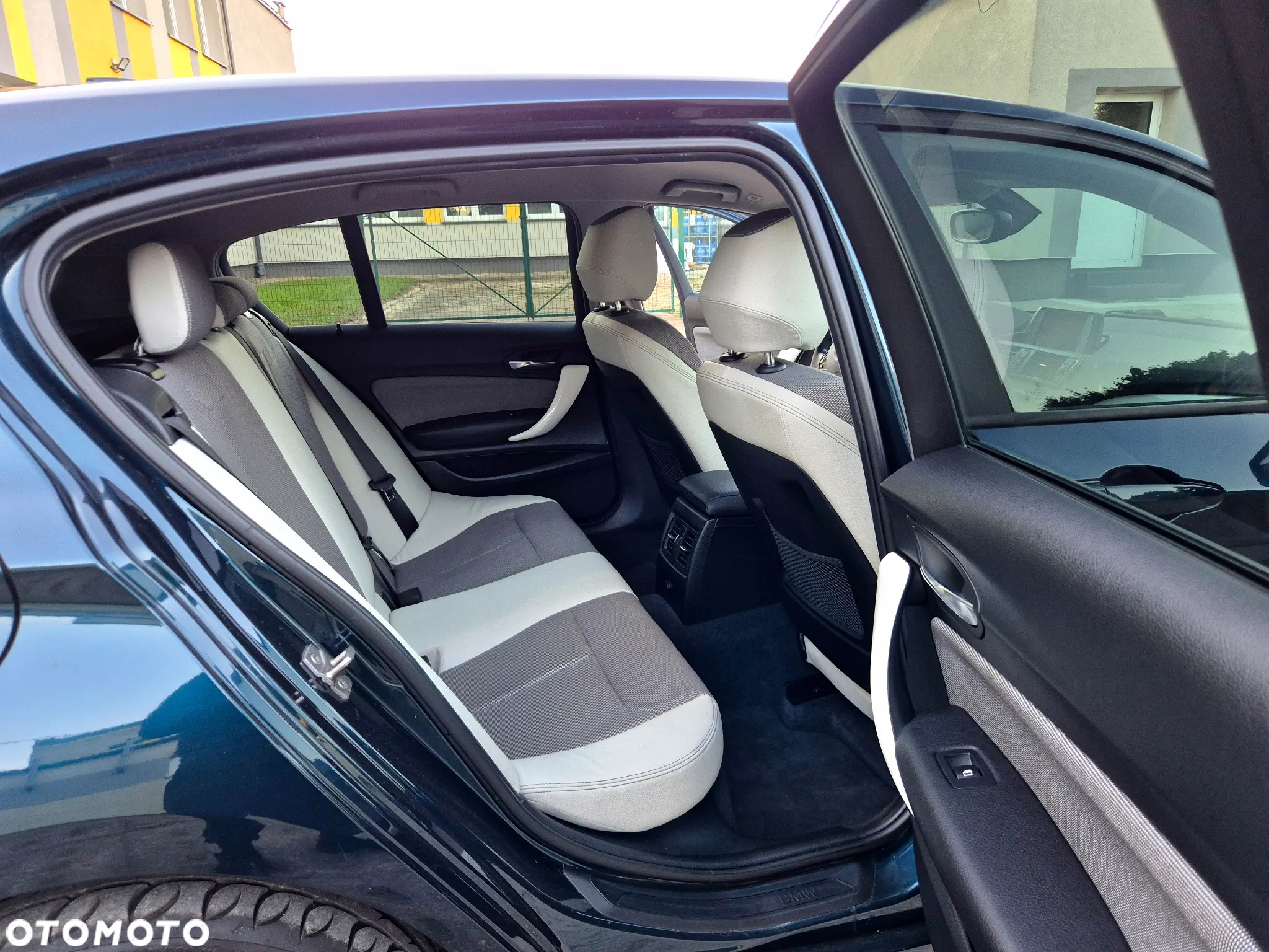 BMW Seria 1 118d Sport Line - 24