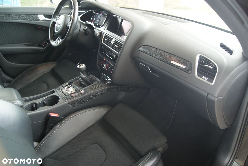 Audi A4 Avant 2.0 TDI DPF clean diesel quattro S line Sportpaket - 18