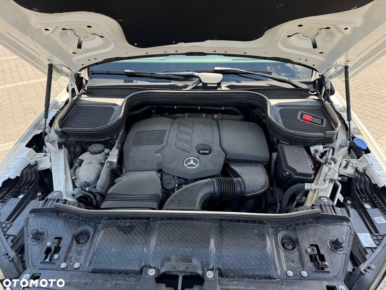 Mercedes-Benz GLE 300 d 4-Matic - 38