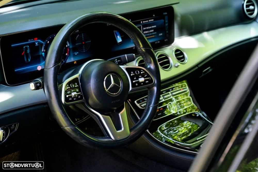 Mercedes-Benz E 220 d Avantgarde - 28