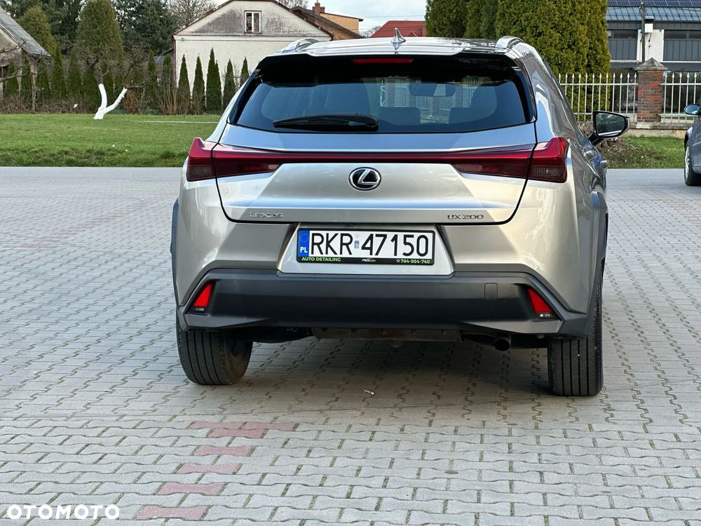 Lexus UX 200 F SPORT - 5