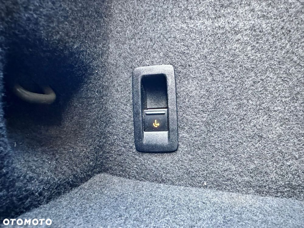 Volkswagen CC 2.0 TDI DPF BMT DSG - 19