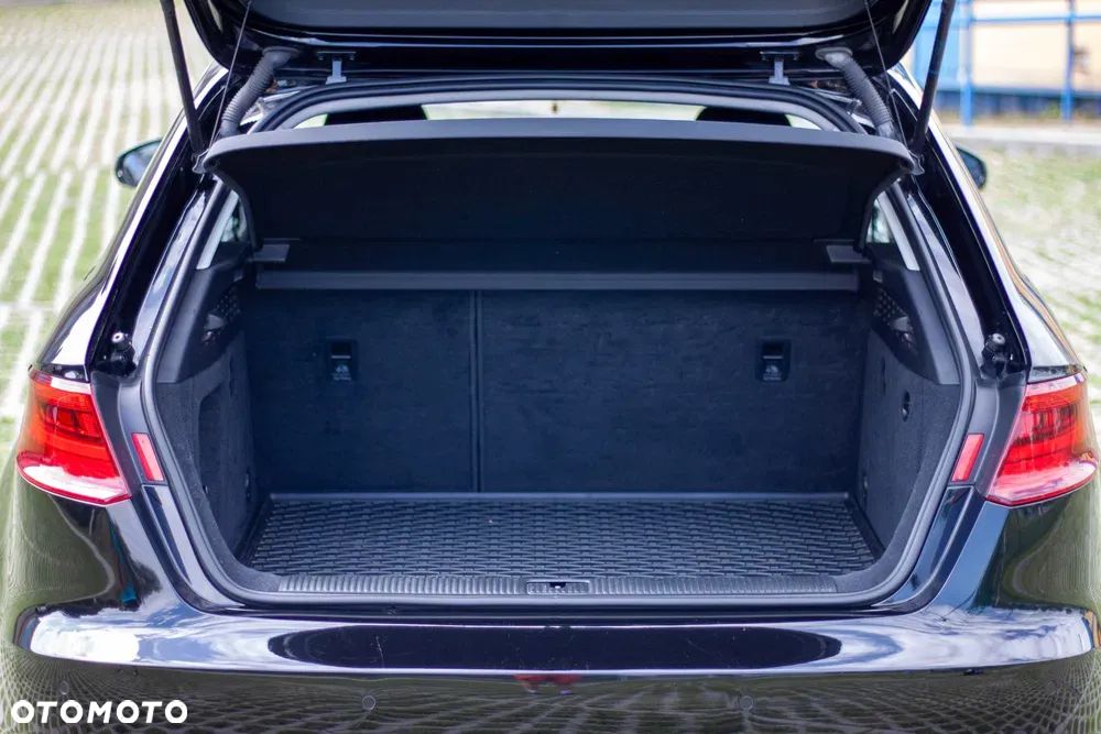 Audi A3 Sportback - 3