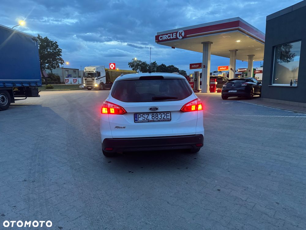 Ford Focus 1.6 TDCi Trend Sport - 9