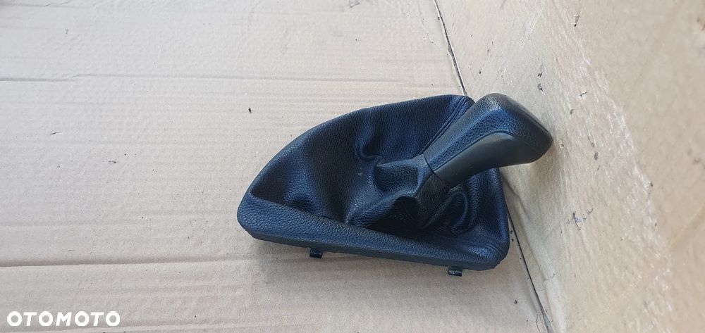 Gałka mieszek zmiany biegów 6 biegów BMW 1 E81 7570506 - 4