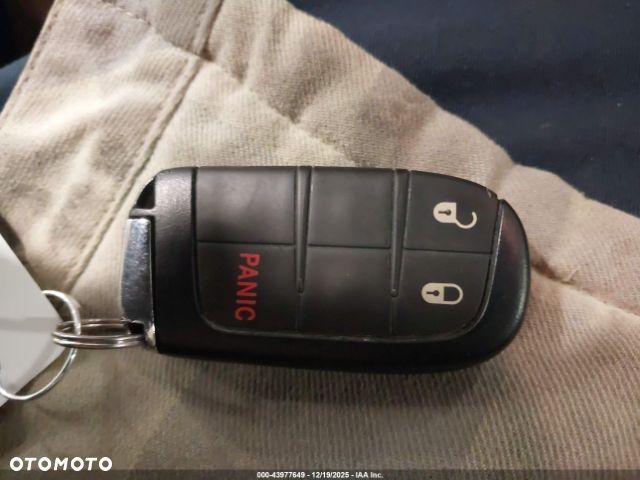 Jeep Compass - 15